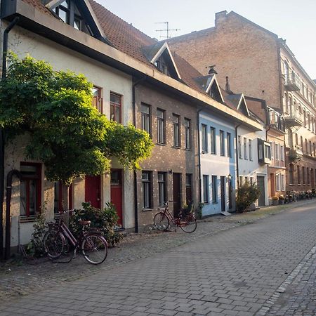 Townhouse Mitt I Centrala Malmoe Luaran gambar
